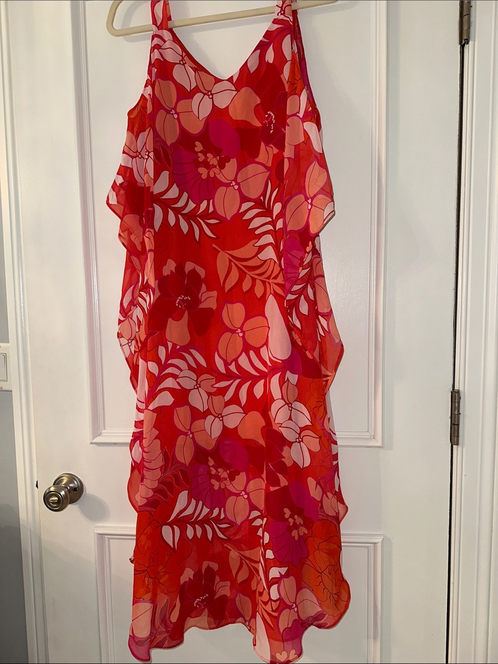 Robbie Bee Red and Pink Floral Sleeveless Dress